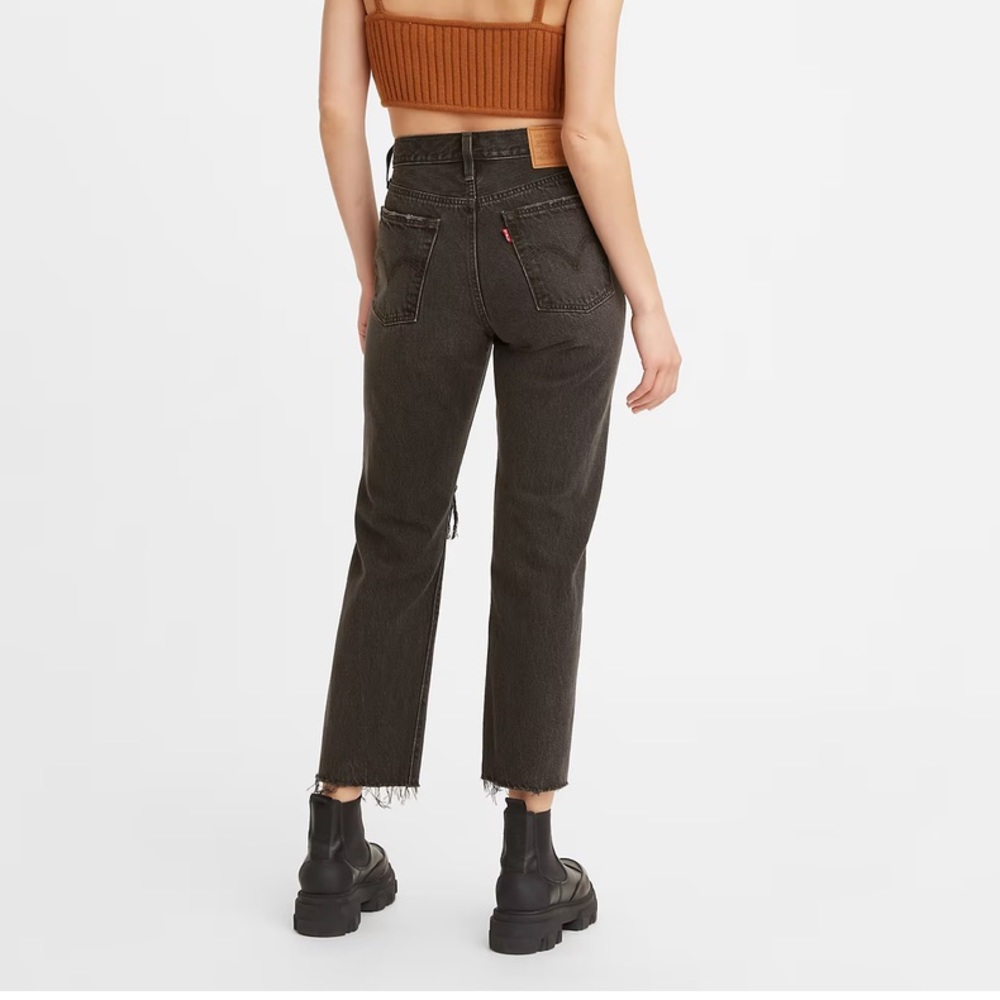 Levi's Women's Premium Wedgie Straight Jeans